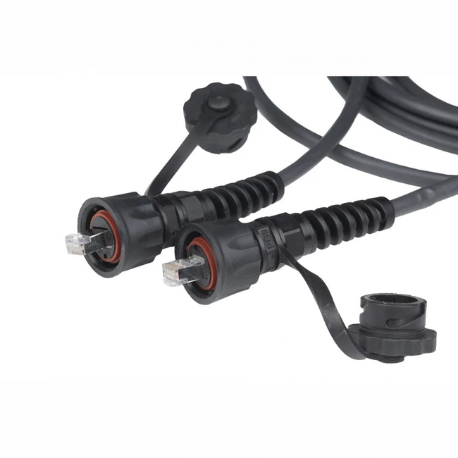Патч-корд Hyperline PC-IE-LPM-STP-RJ45-RJ45-C5e-5M-BK
